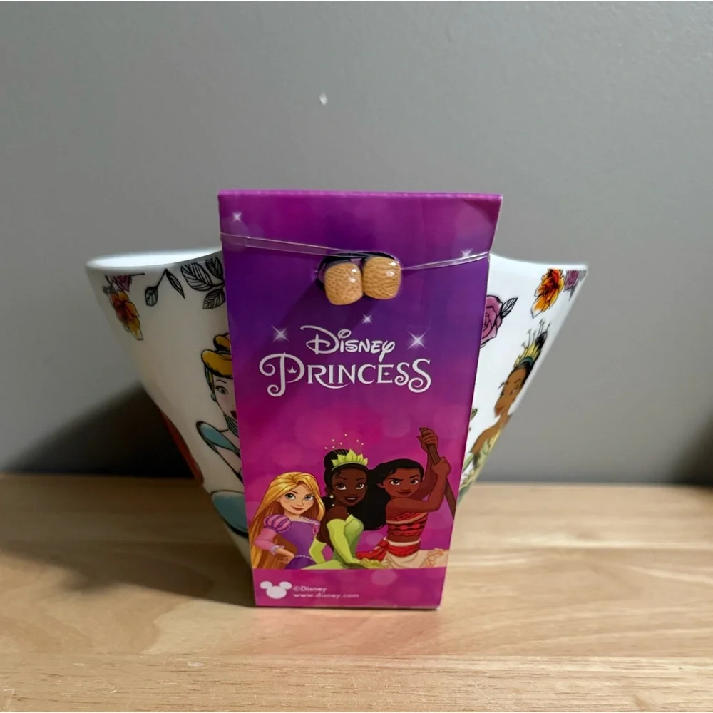 Disney Princess Floral Ramen Bowl with Chopsticks ceramic Tiana Belle Aurora